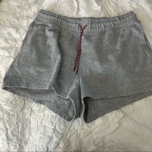 Sweatshorts Urban outfitters